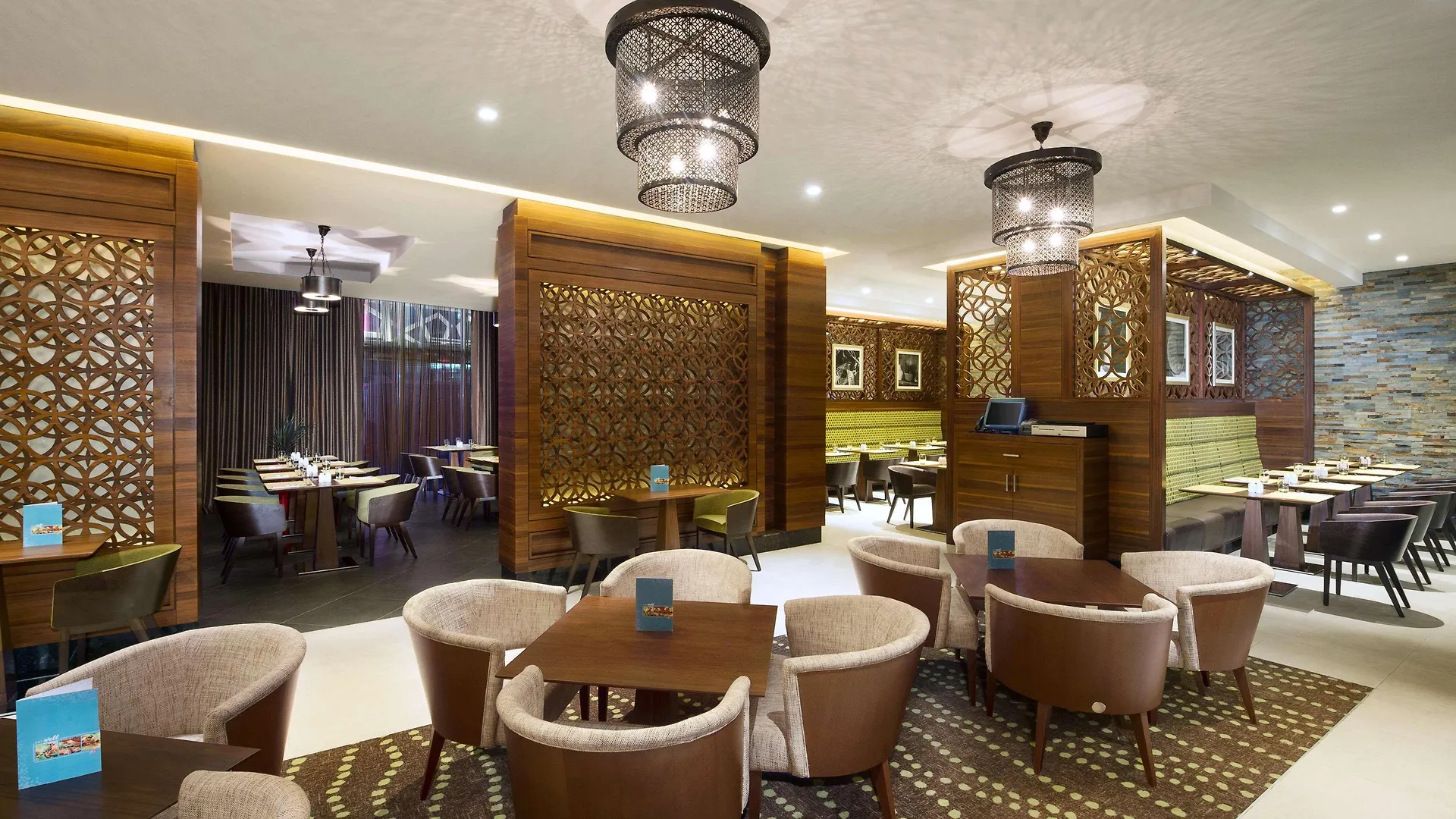 Hilton Garden Inn Dubai Deira 4*,  United Arab Emirates