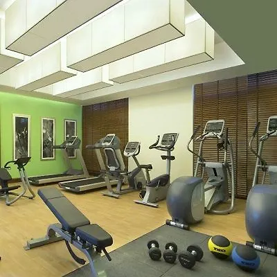 Hilton Garden Inn Dubai Deira 4*,