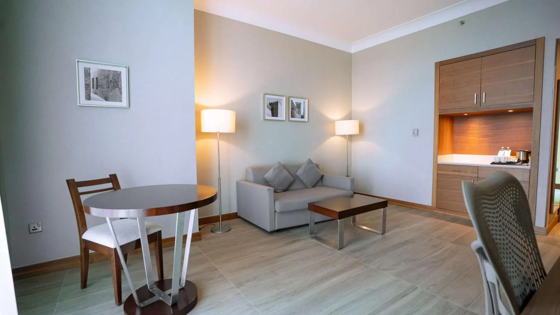 Hilton Garden Inn Dubai Deira Hotel