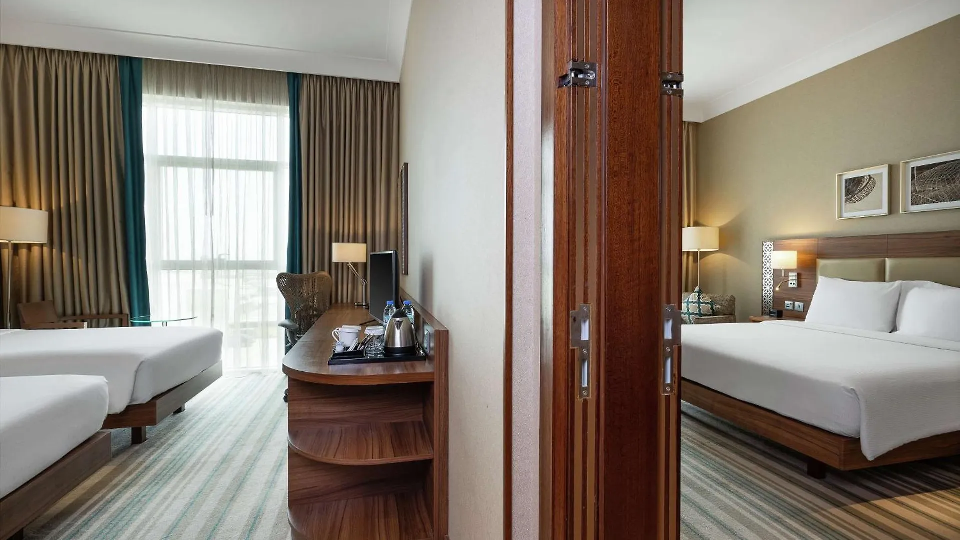 Hilton Garden Inn Dubai Al Muraqabat - Deira